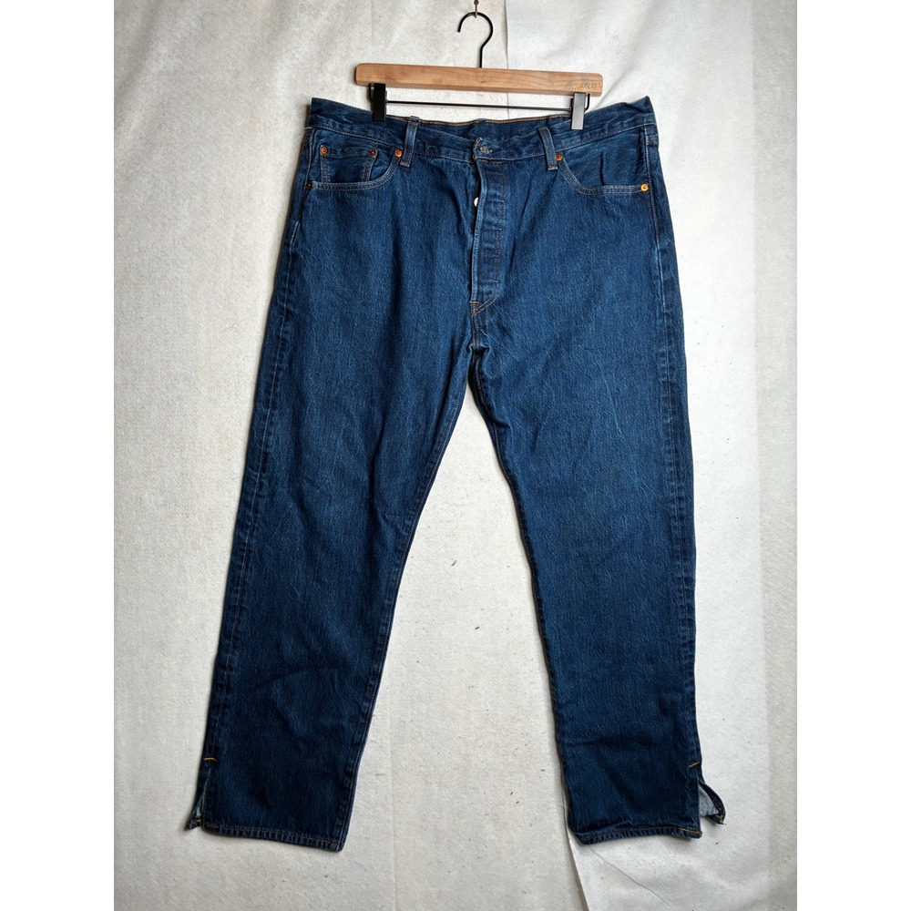 Levis 501 Original Fit Button Fly Jeans Dark Wash Blue Mens W42 L34 (Fits 40x31)